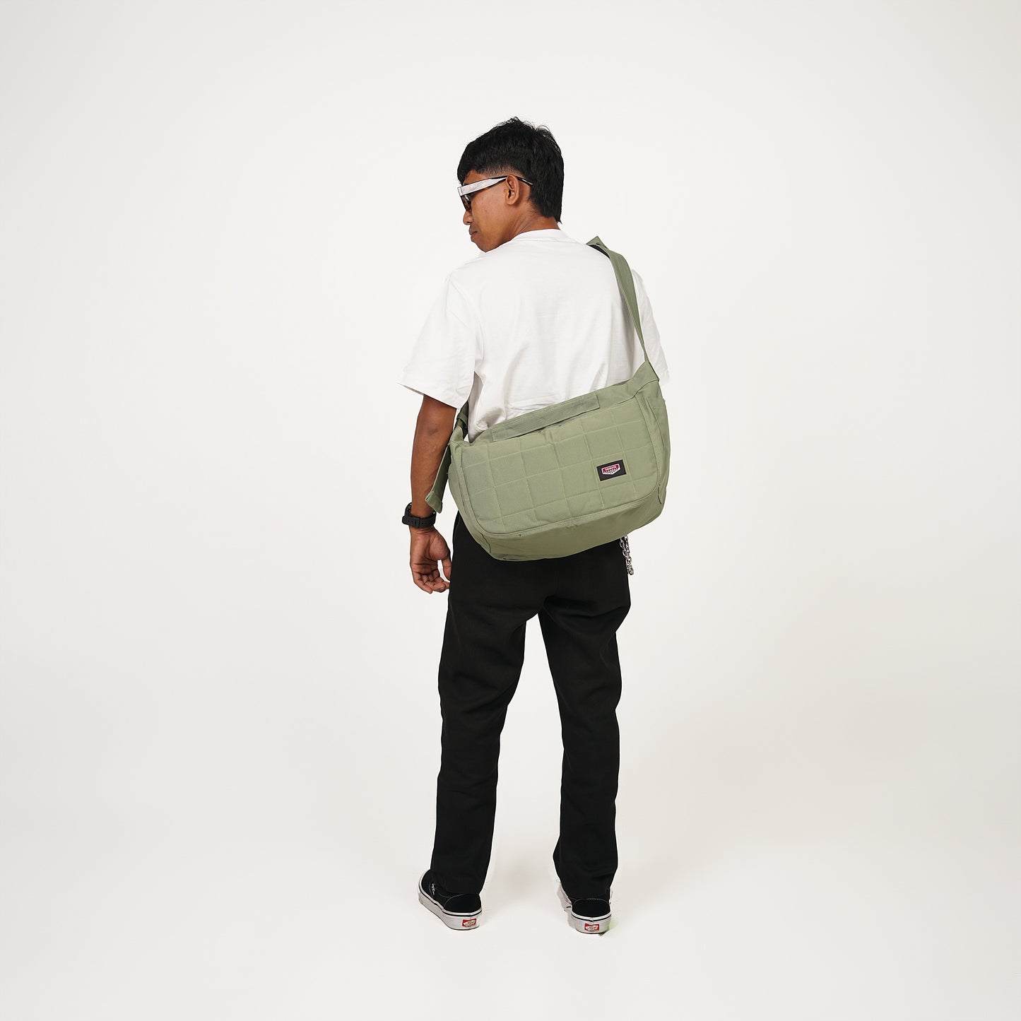 Freeman 3.0 sling bag misty green