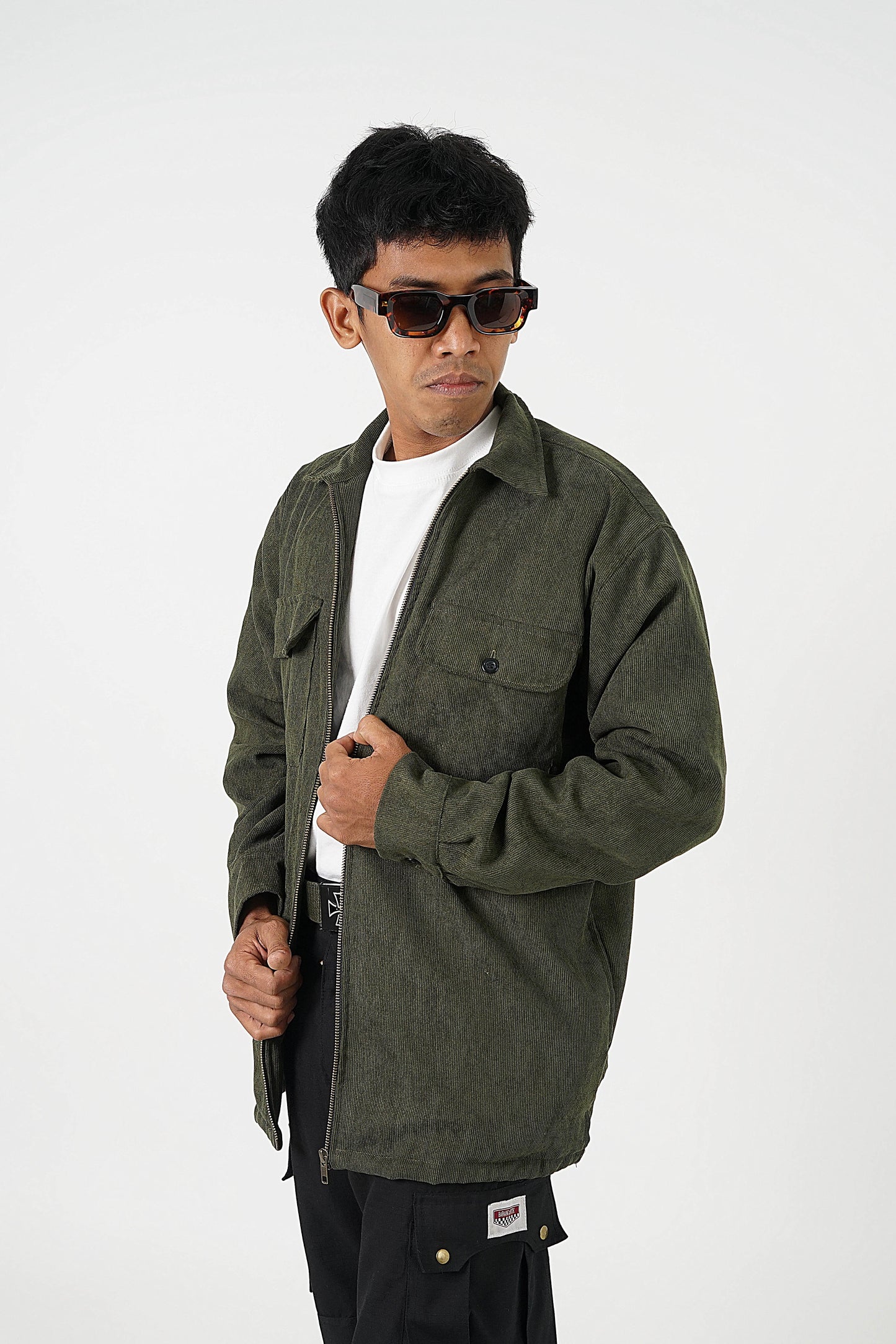 Jaket Korduroi Aston