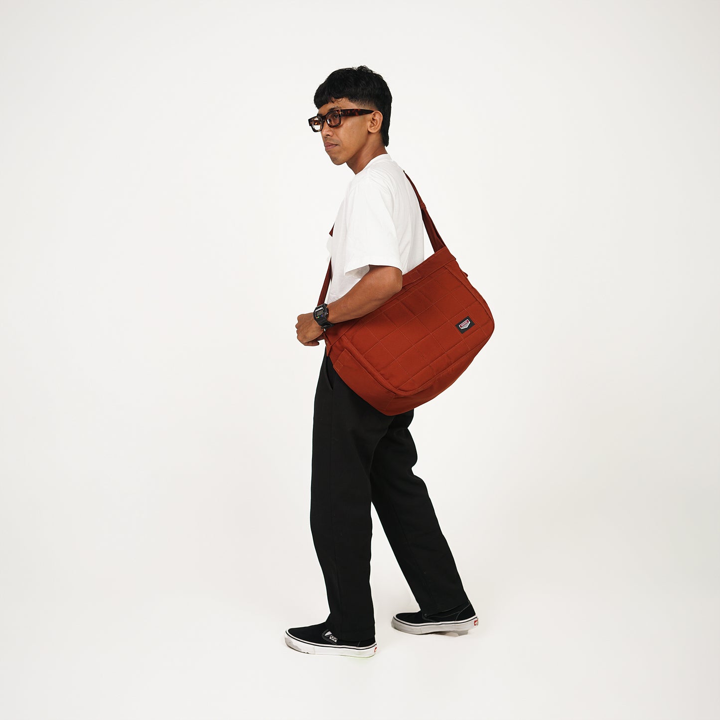 Freeman 3.0 Sling Bag Red Amber