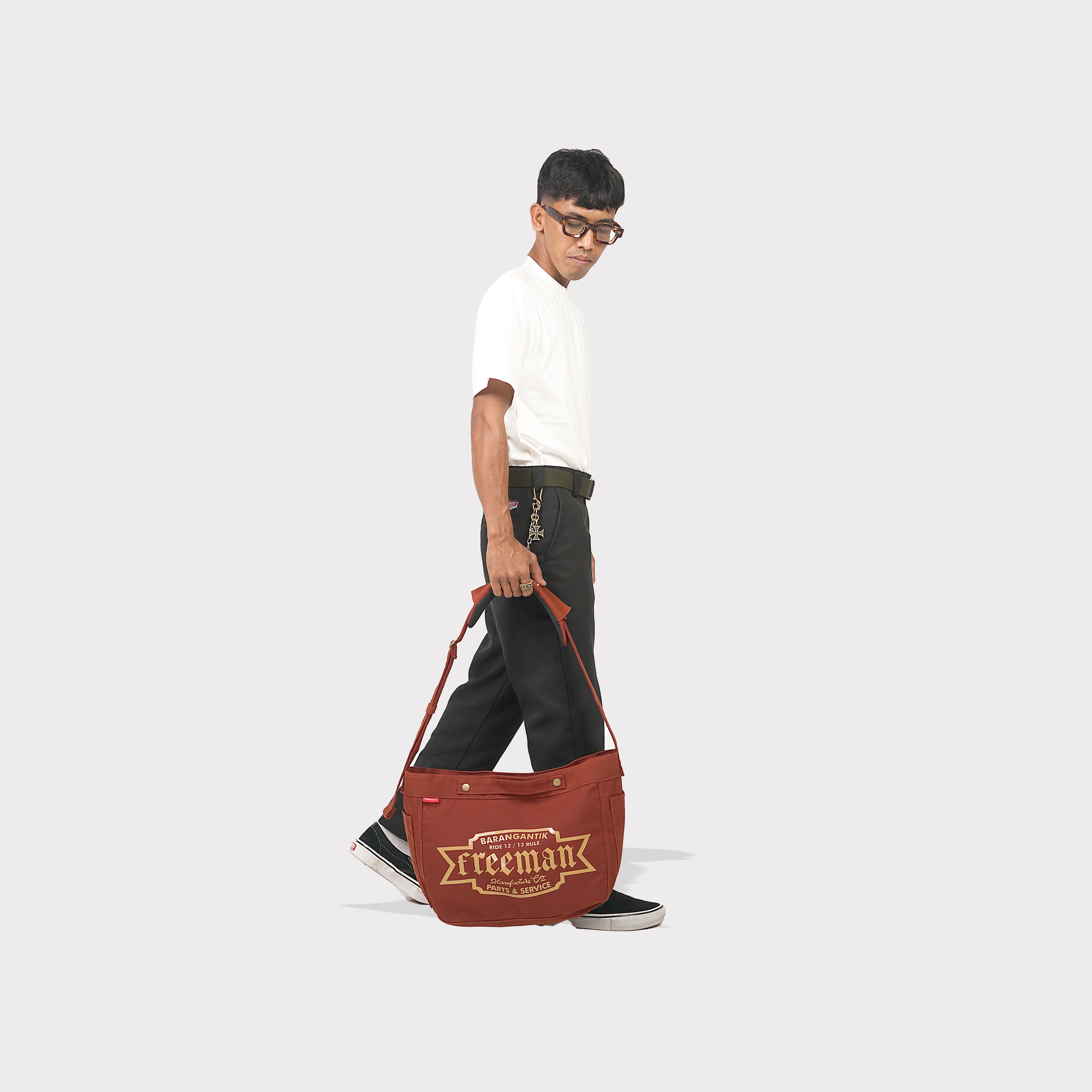 Freeman 3.0 Sling Bag